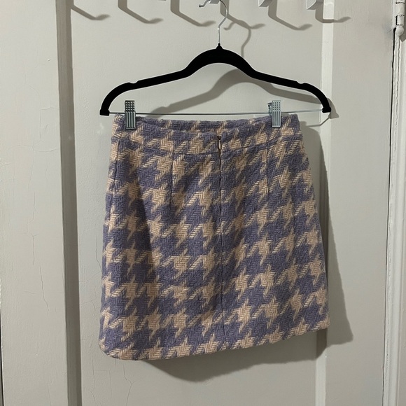 Chic Houndstooth Blazer and skirt - Purple and Cream - Picture 2 of 5